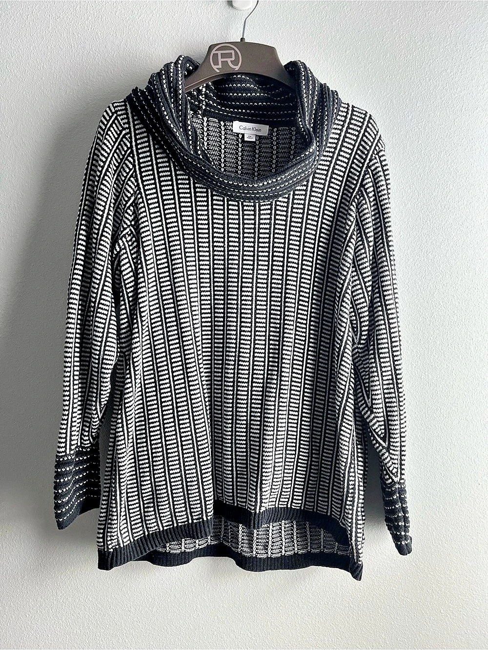 Calvin Klein Black & White Patterned Cowl Neck Sweater Medium